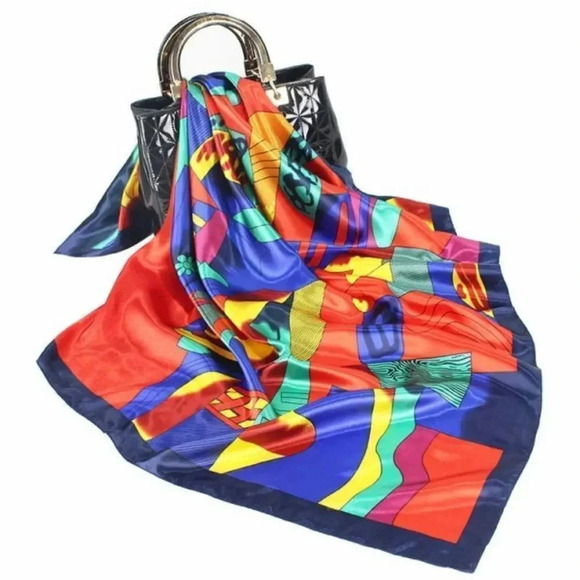 NWOT Silk-Feel Picasso Pattern Polyester Square Headwrap/Scarf 35 x 35 i… - Picture 1 of 3